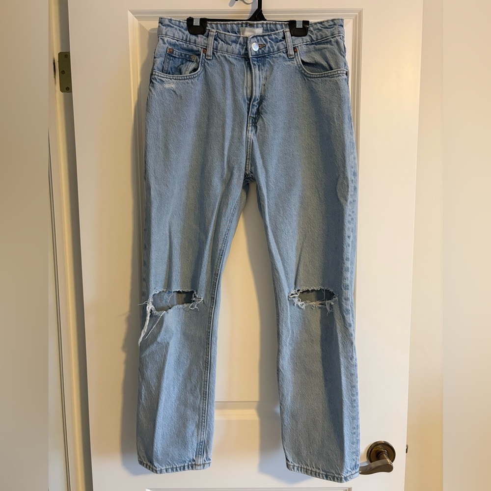 H&M Light Blue Distressed Mom Jeans